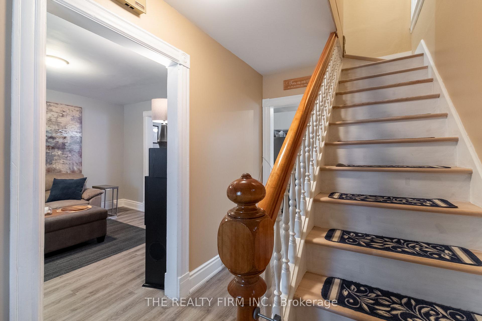Photo 6 of 55 West Avenue W, St. Thomas — HOMEH