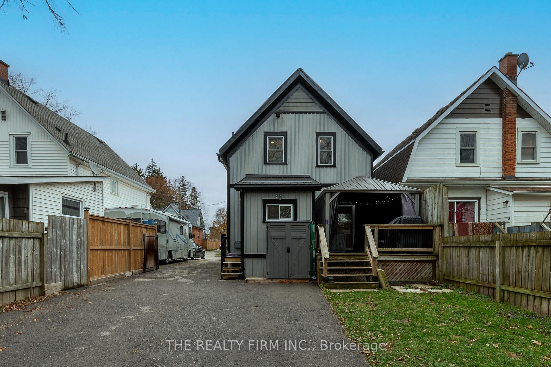 Photo 29 of 55 West Avenue W, St. Thomas — HOMEH
