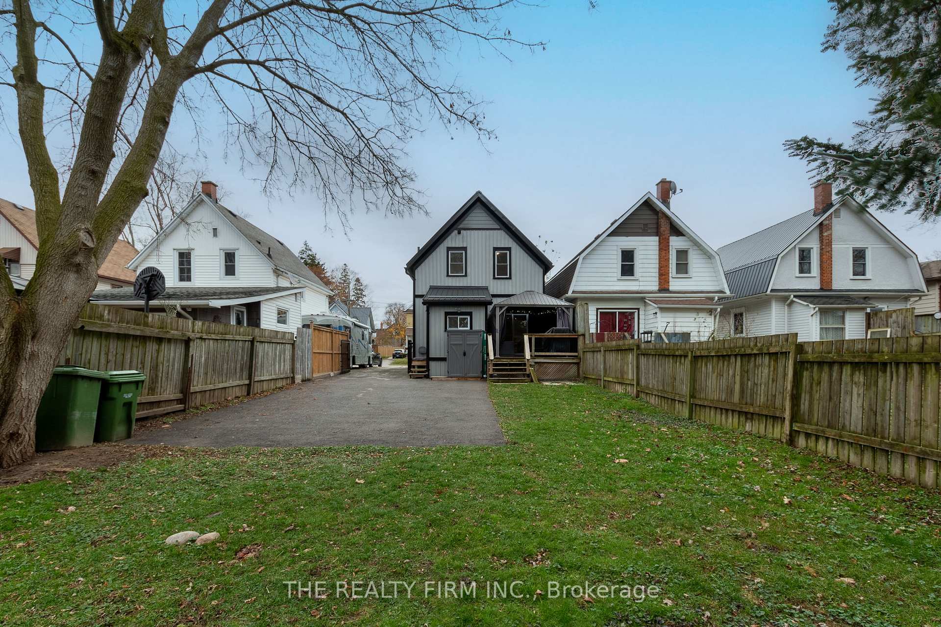Photo 32 of 55 West Avenue W, St. Thomas — HOMEH