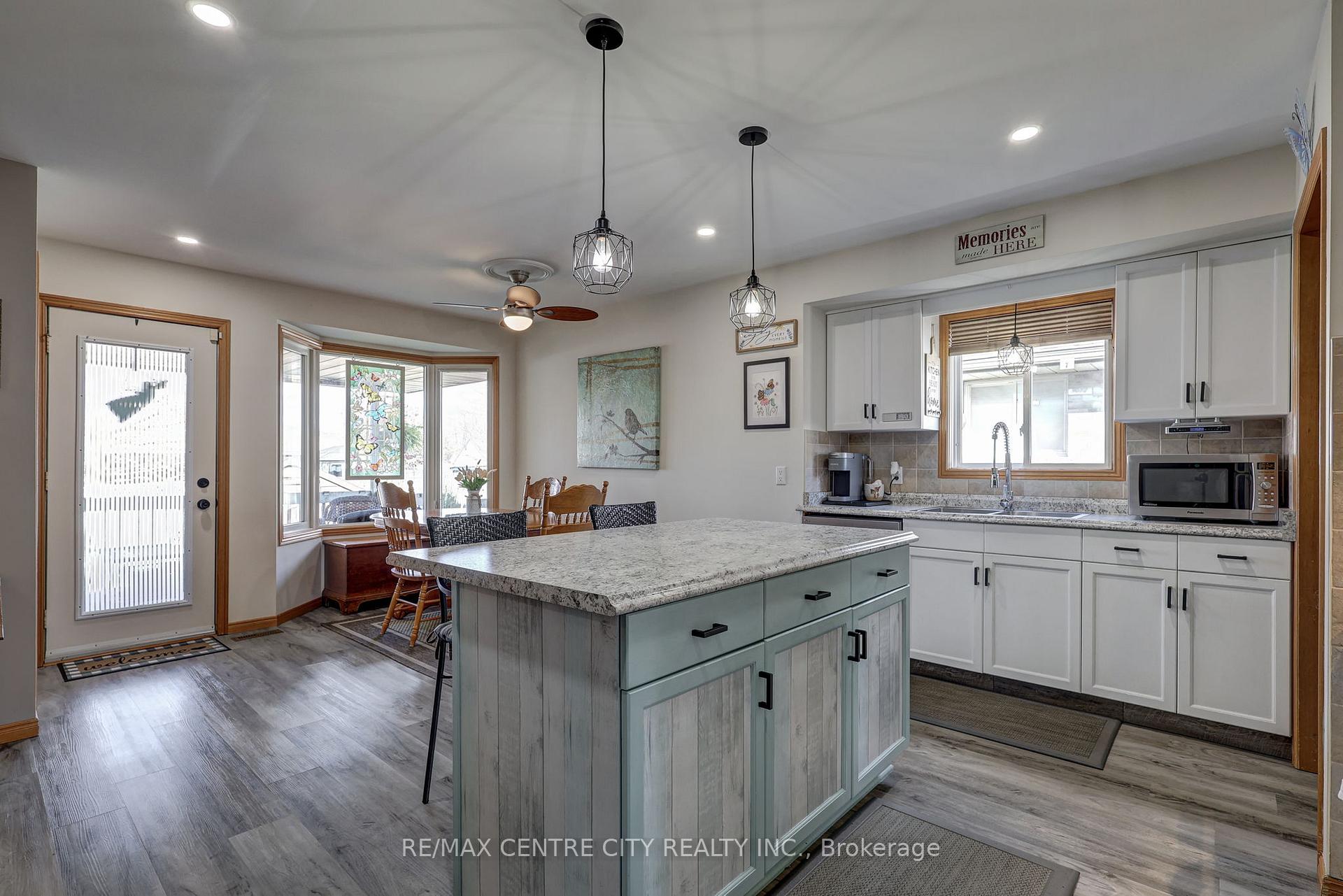 Photo 9 of 627 Highview Drive, St. Thomas — HOMEH