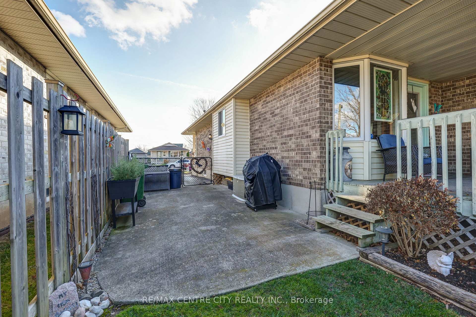 Photo 33 of 627 Highview Drive, St. Thomas — HOMEH