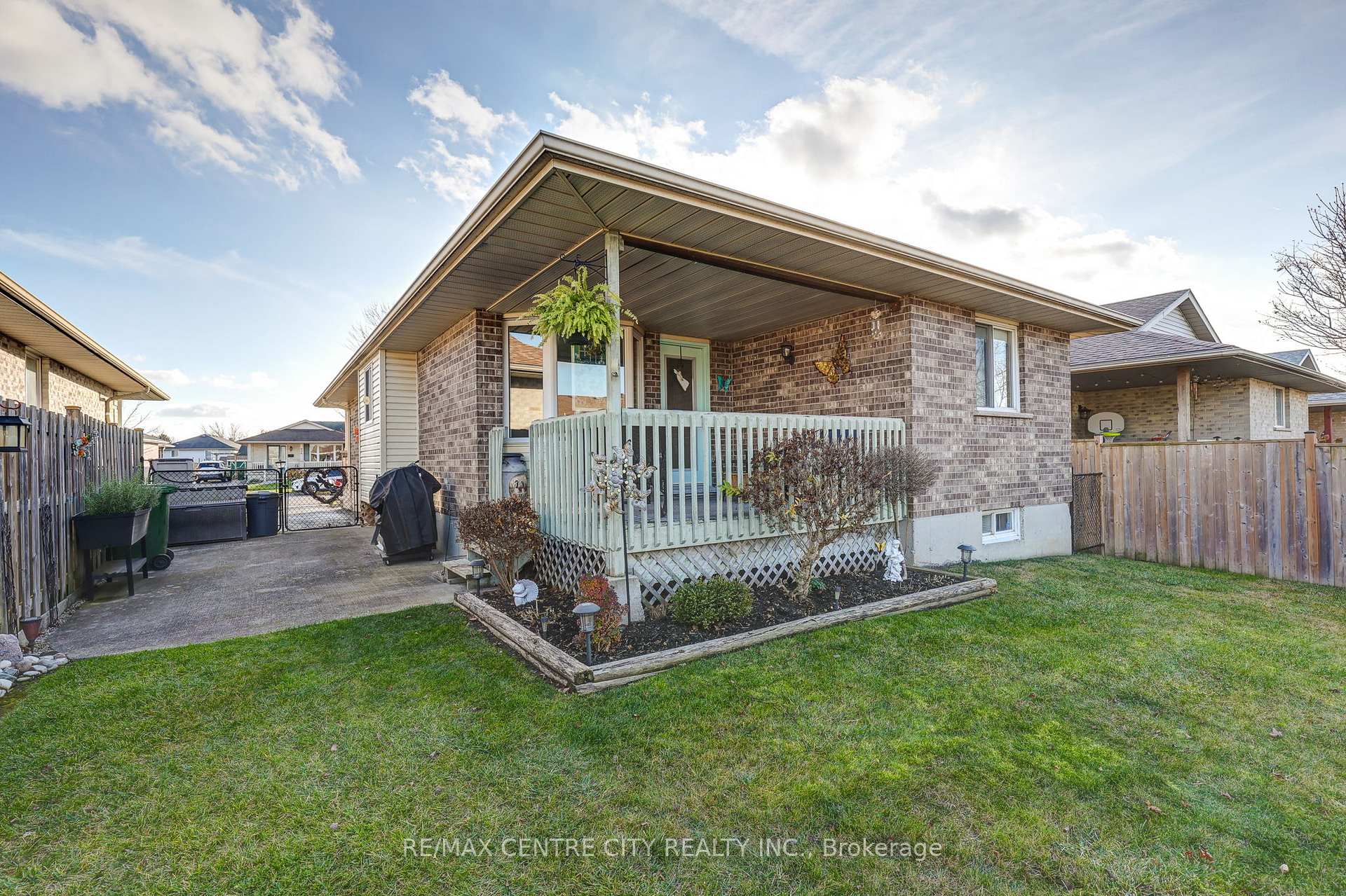 Photo 34 of 627 Highview Drive, St. Thomas — HOMEH