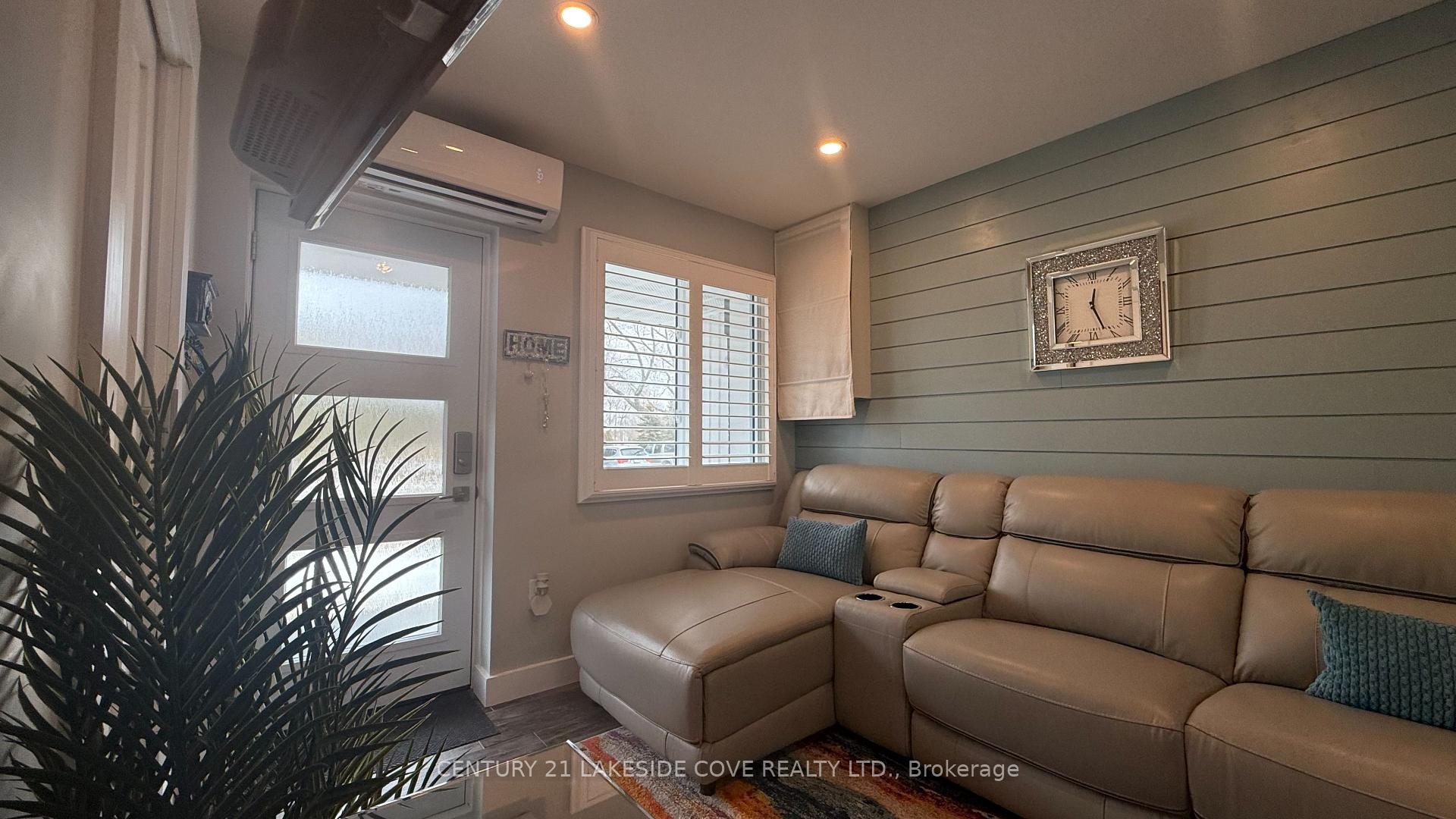 Photo 17 of Unit Unit 2, 3 Paradise Boulevard W, Ramara, Rural Ramara — HOMEH