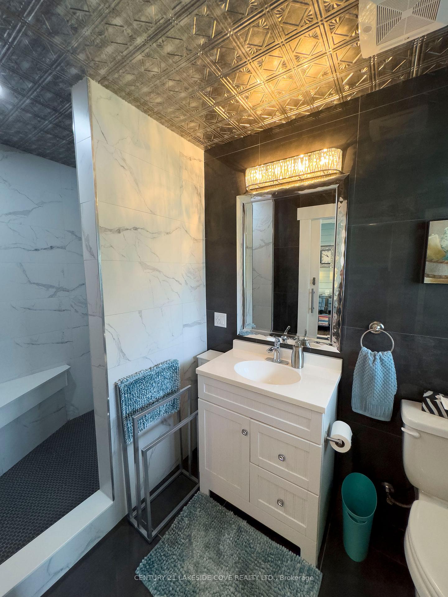 Photo 21 of Unit Unit 2, 3 Paradise Boulevard W, Ramara, Rural Ramara — HOMEH