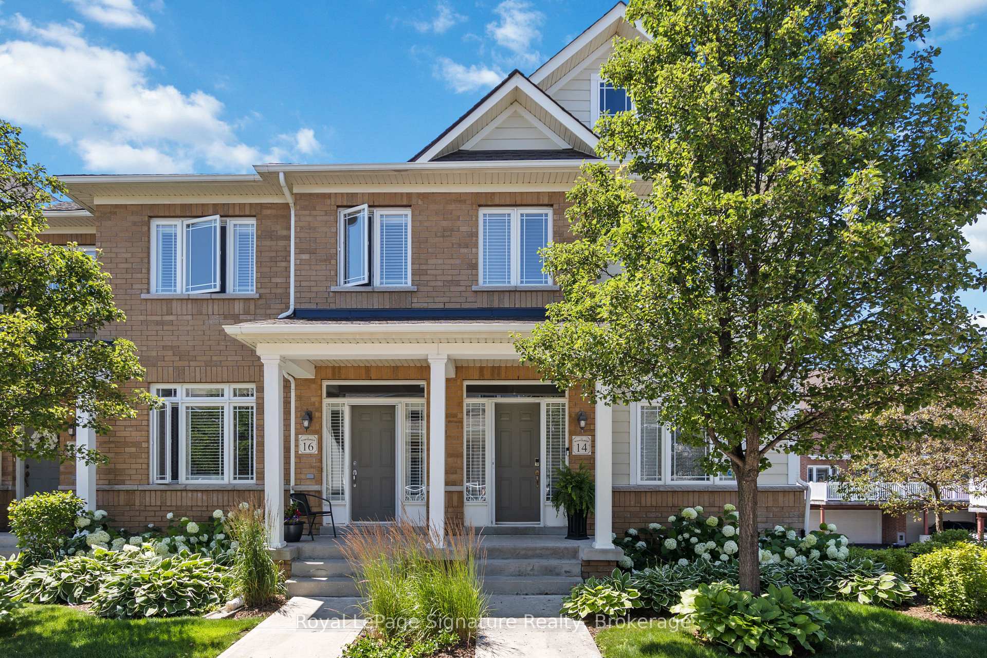 Photo 40 of 14 Montclair Mews, Collingwood — HOMEH