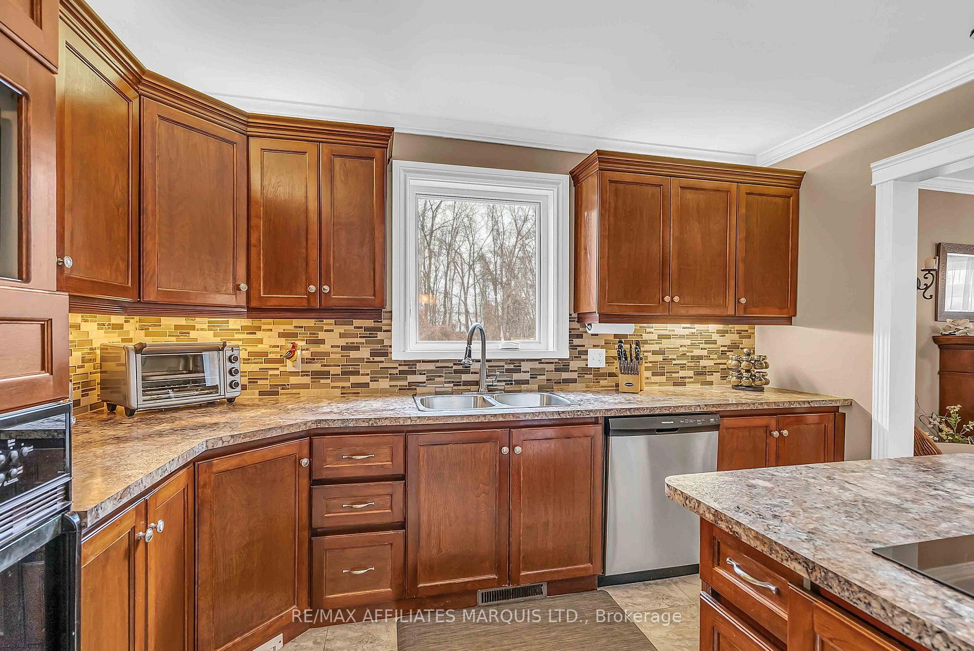 Photo 9 of 724 Jase Street, Cornwall — HOMEH