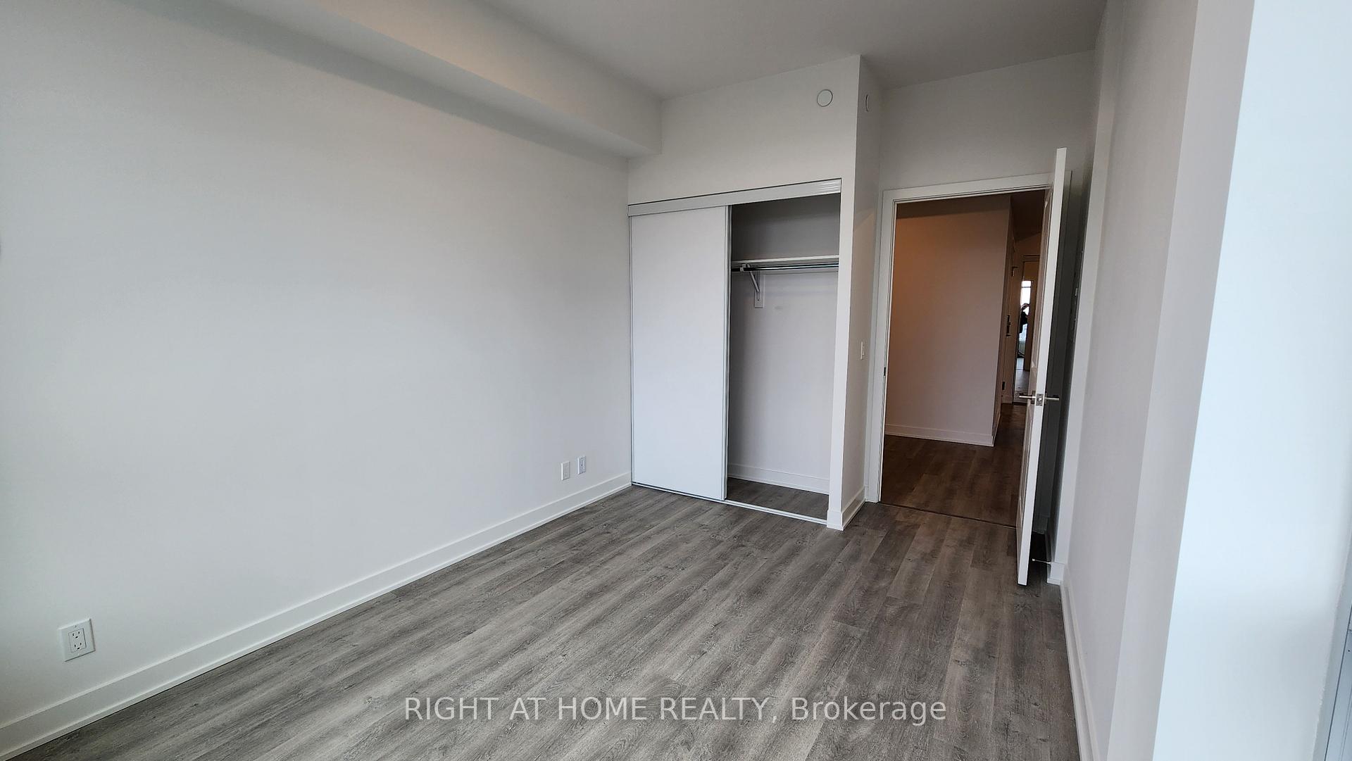 Photo 16 of Unit B-2901, 50 Upper Mall Way, Vaughan, Brownridge — HOMEH