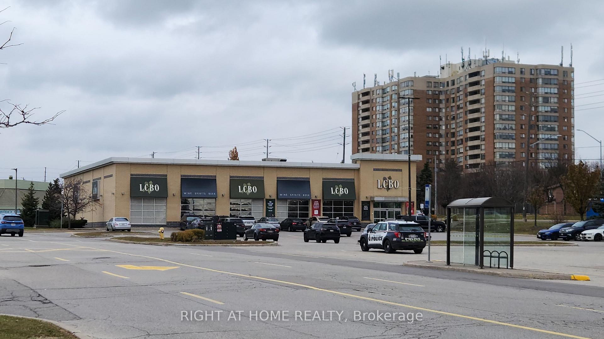 Photo 27 of Unit B-2901, 50 Upper Mall Way, Vaughan, Brownridge — HOMEH