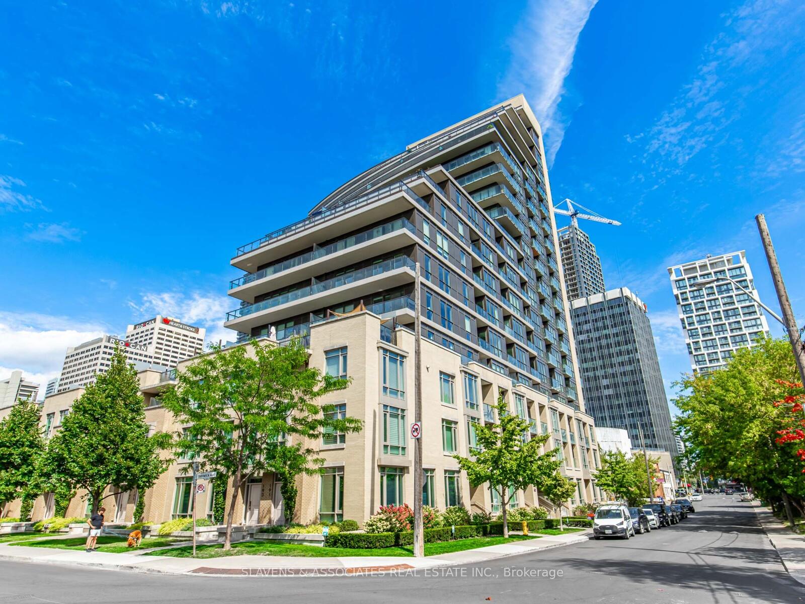 Front of Unit LPH01, 60 Berwick Avenue
