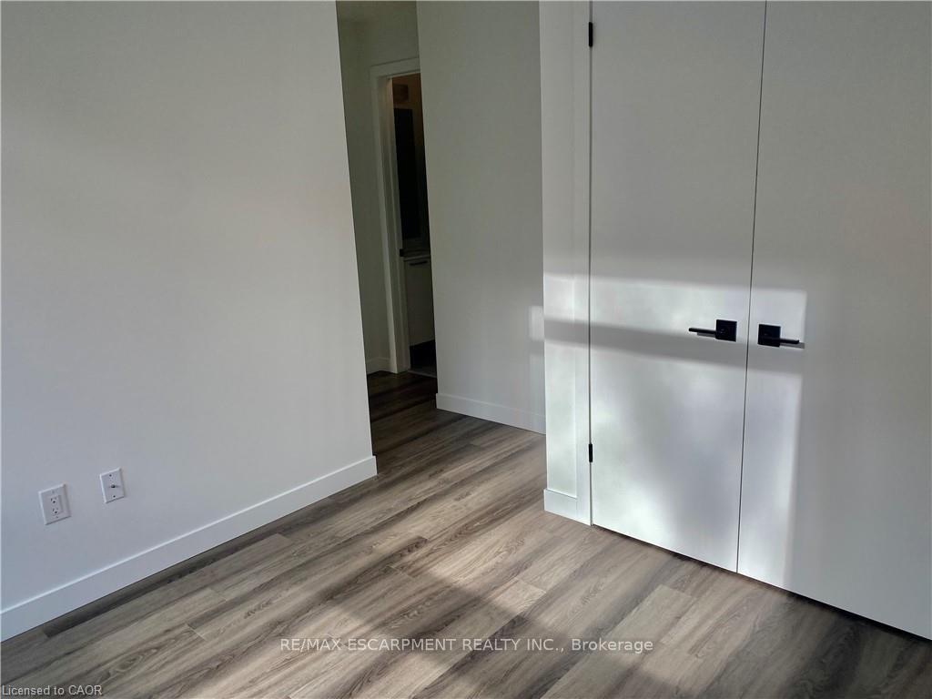 Photo 15 of Unit 410, 479 Charlton Avenue E, Hamilton, Stinson — HOMEH