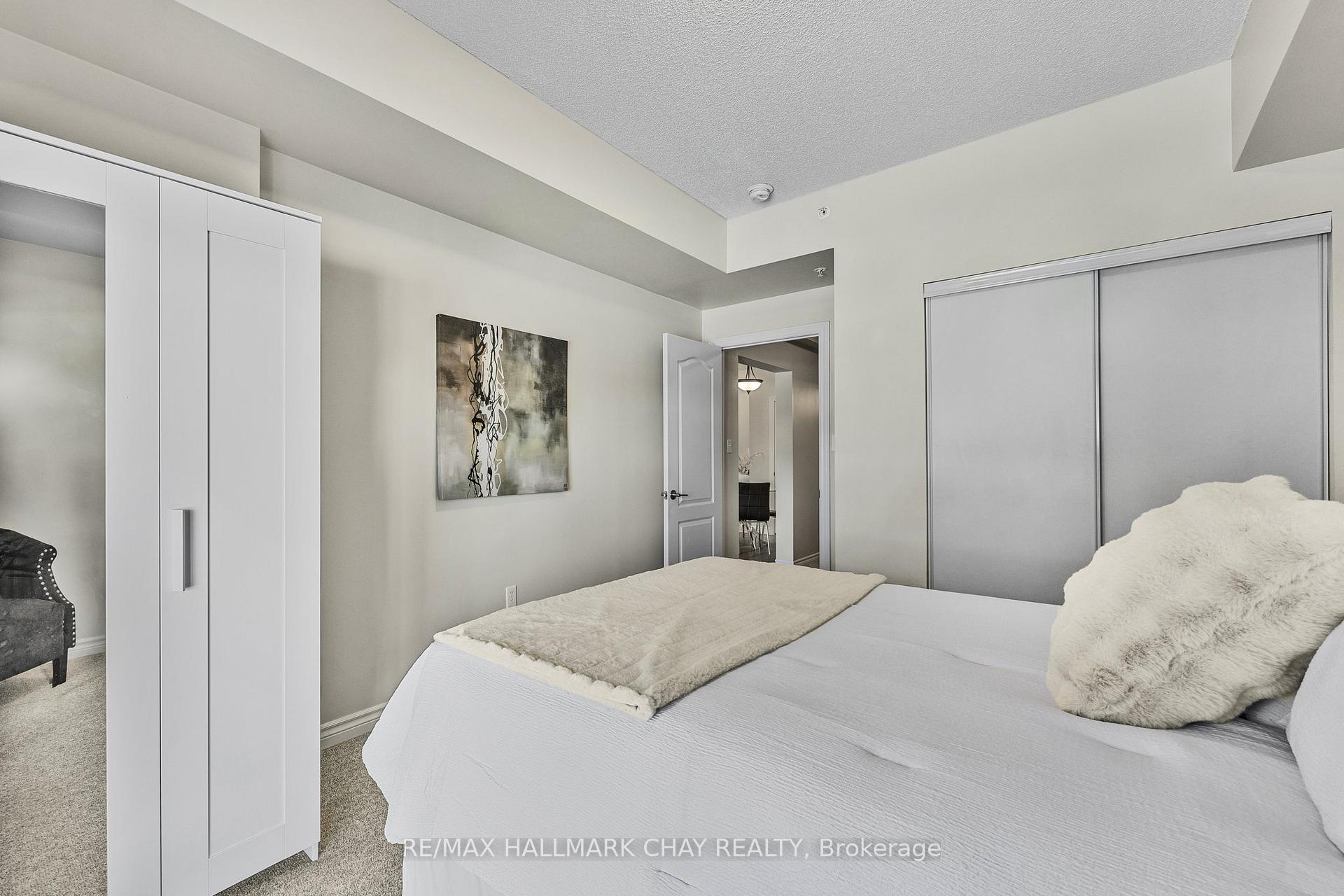 Photo 19 of Unit 107, 100 Dean Avenue, Barrie, Painswick South — HOMEH