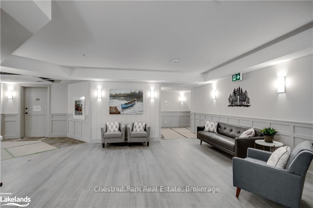 Photo 18 of 404-200 Anglo Street, Bracebridge, Macaulay — HOMEH
