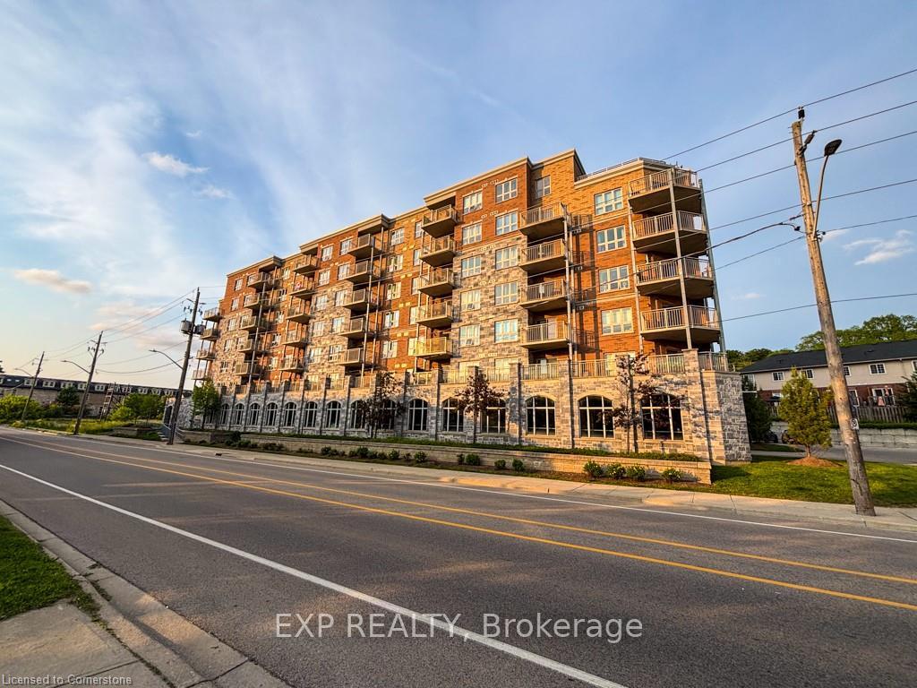 Front of Unit 409, 155 Water Street S