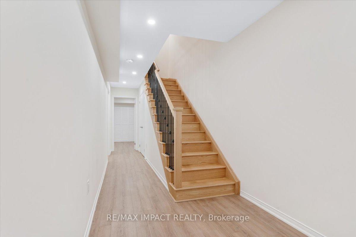 Photo 5 of 96 Jerome Way, Clarington, Bowmanville — HOMEH