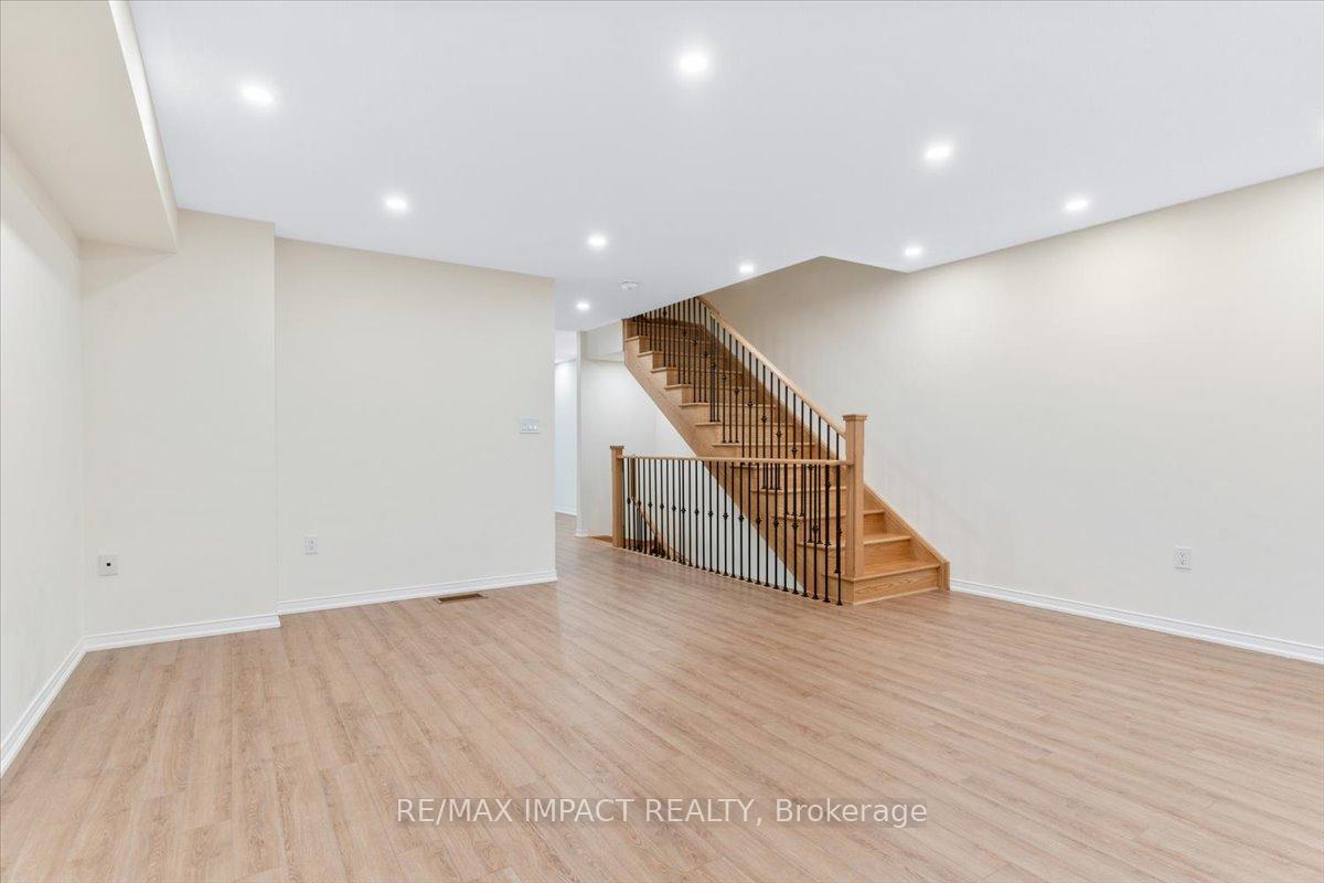 Photo 10 of 96 Jerome Way, Clarington, Bowmanville — HOMEH