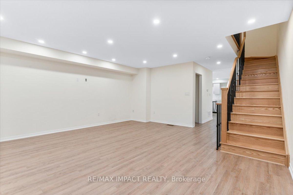 Photo 11 of 96 Jerome Way, Clarington, Bowmanville — HOMEH