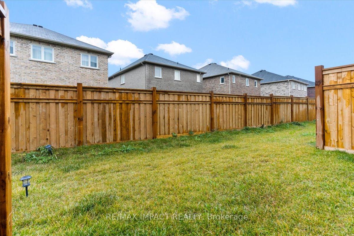Photo 40 of 96 Jerome Way, Clarington, Bowmanville — HOMEH