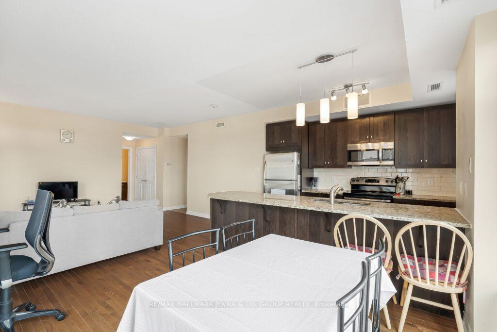 Photo 6 of Unit 201, 140 Guelph Private, Ottawa, Kanata - Kanata Lakes/Heritage Hills — HOMEH