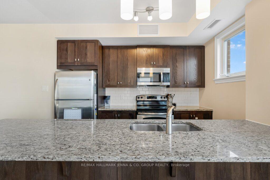 Photo 9 of Unit 201, 140 Guelph Private, Ottawa, Kanata - Kanata Lakes/Heritage Hills — HOMEH