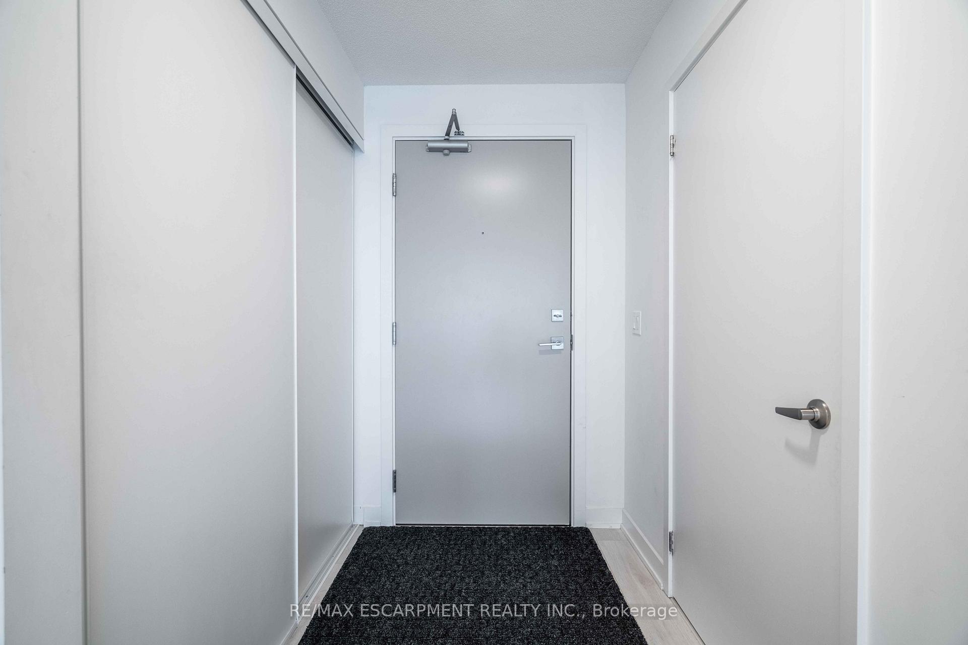Photo 3 of Unit A310, 1117 Cooke Boulevard, Burlington, LaSalle — HOMEH