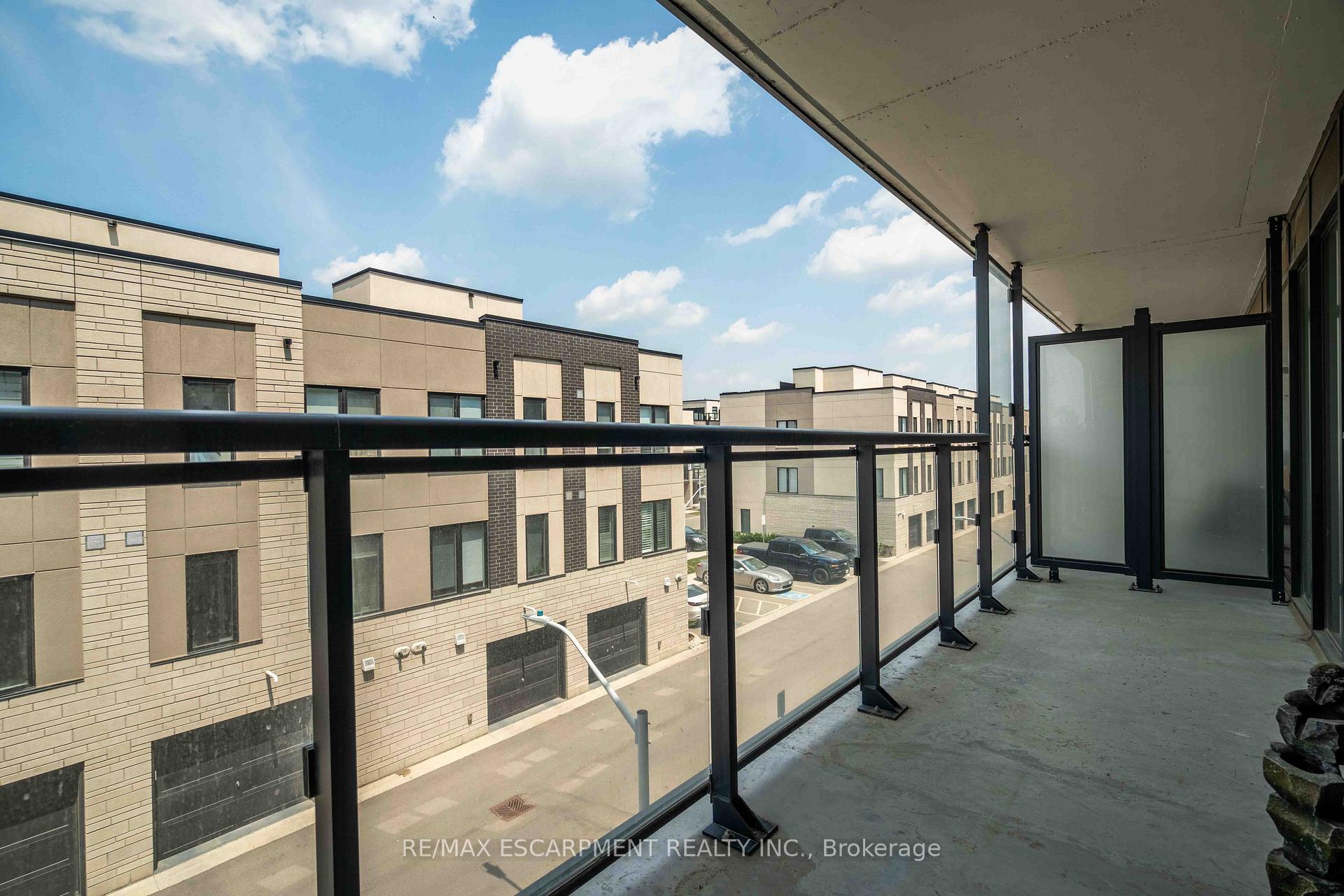 Photo 15 of Unit A310, 1117 Cooke Boulevard, Burlington, LaSalle — HOMEH