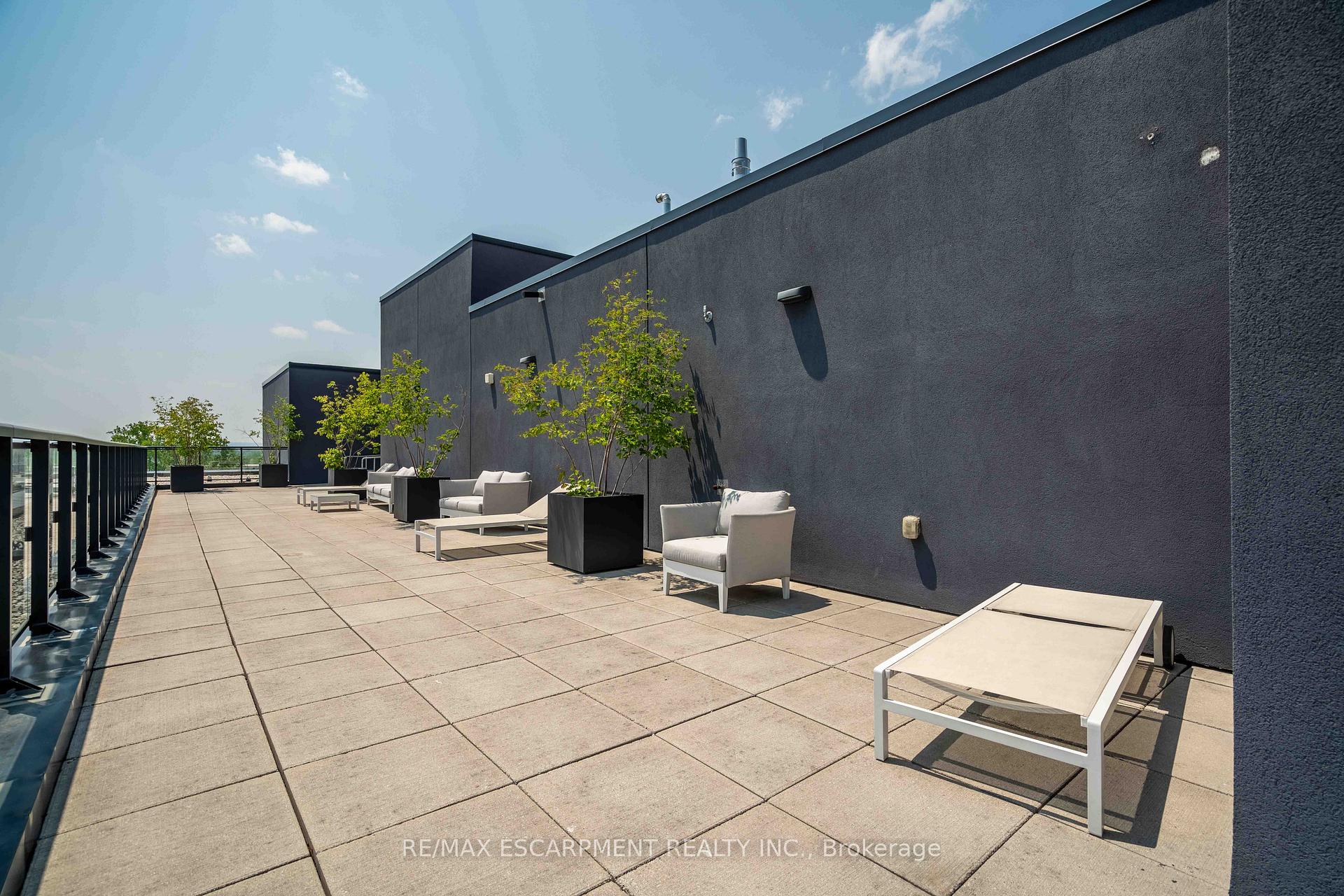 Photo 20 of Unit A310, 1117 Cooke Boulevard, Burlington, LaSalle — HOMEH