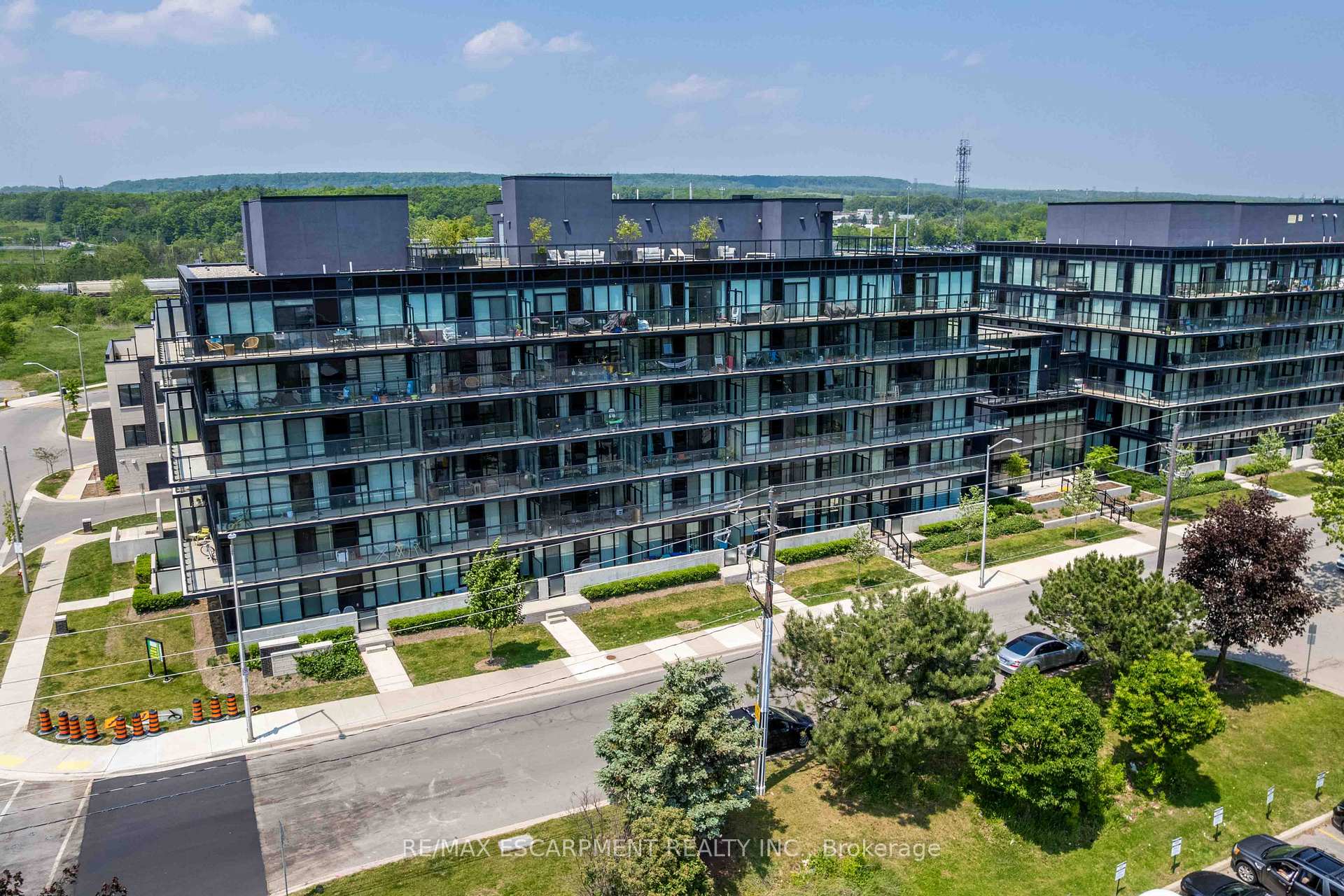 Photo 23 of Unit A310, 1117 Cooke Boulevard, Burlington, LaSalle — HOMEH