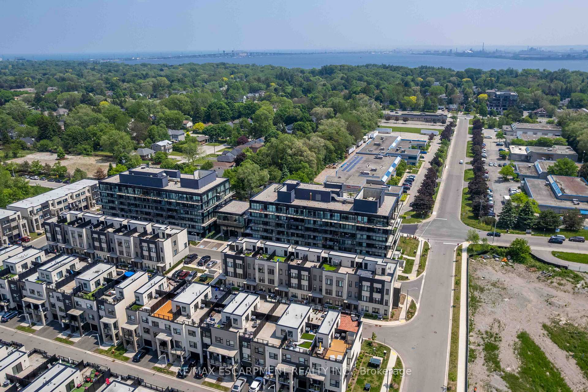 Photo 21 of Unit A310, 1117 Cooke Boulevard, Burlington, LaSalle — HOMEH
