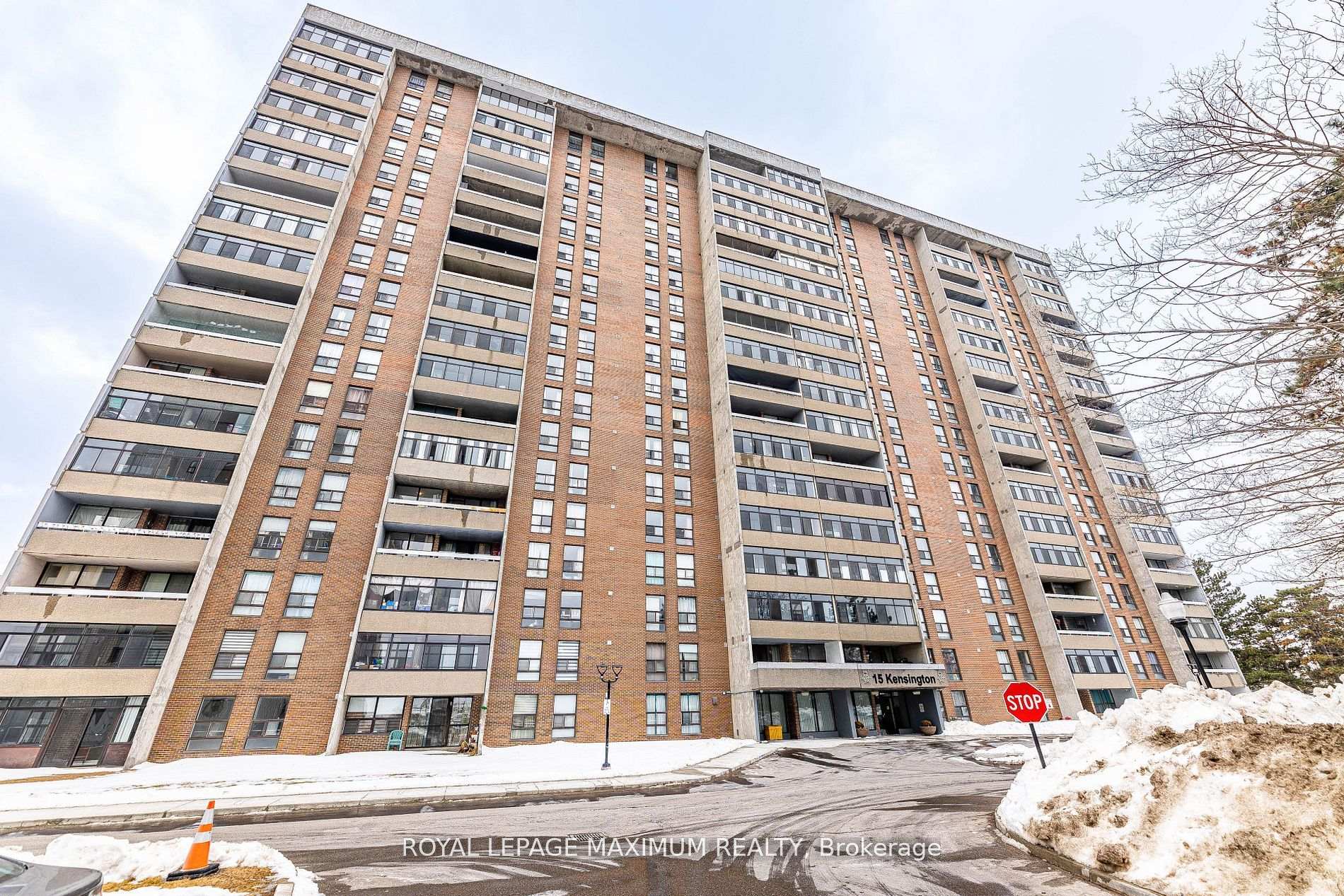 Front of Unit 1912, 15 Kensington Road