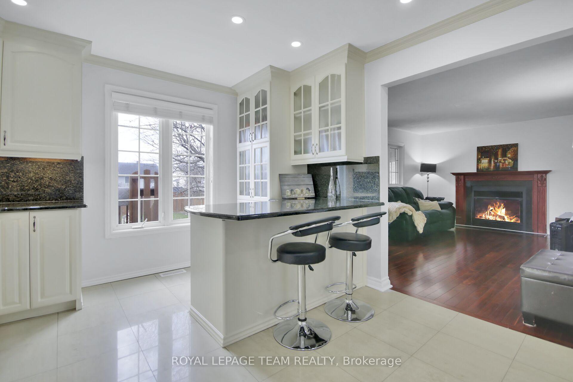 Photo 16 of 1563 Goth Avenue, Ottawa, Sawmill Creek/Timbermill — HOMEH