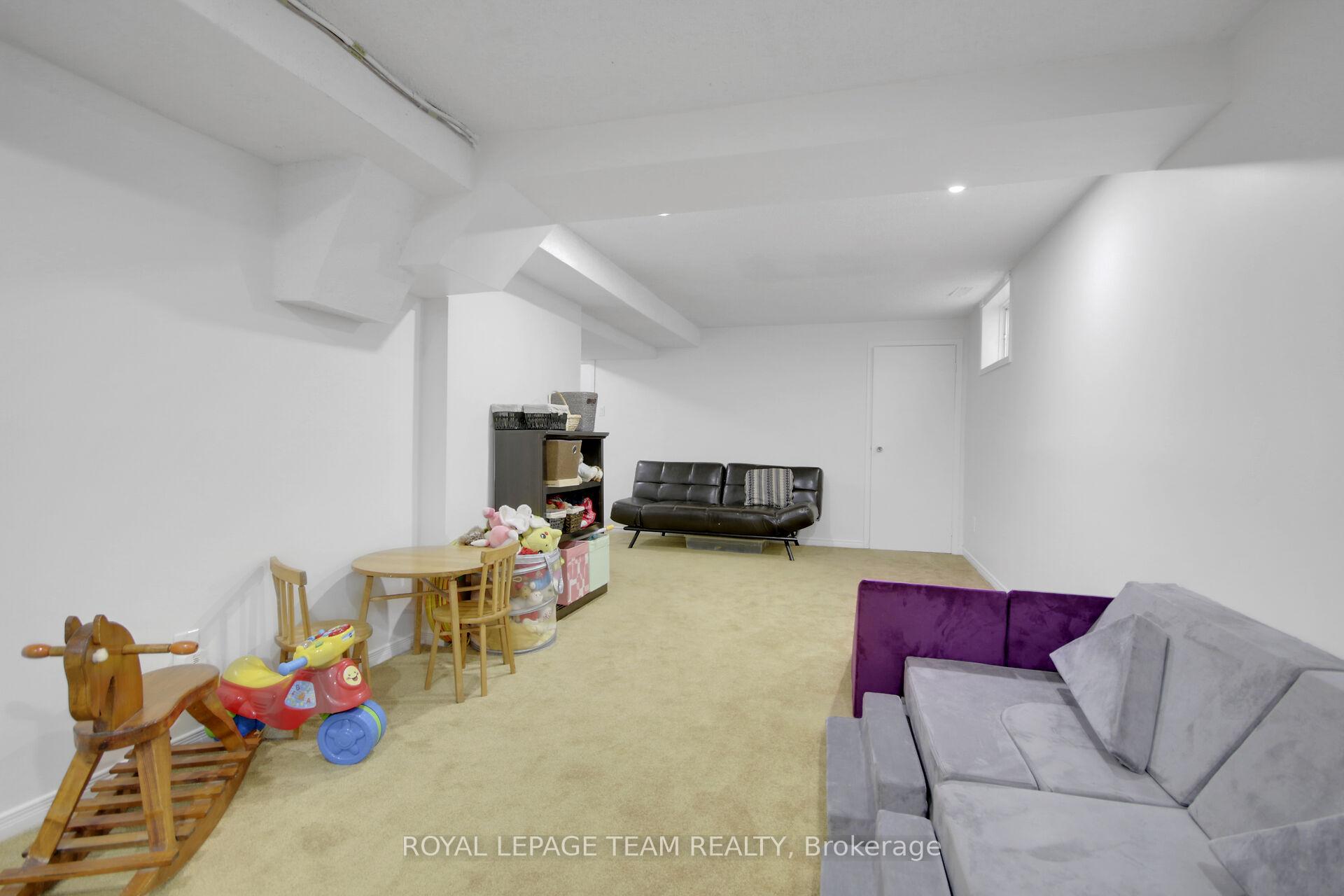 Photo 32 of 1563 Goth Avenue, Ottawa, Sawmill Creek/Timbermill — HOMEH