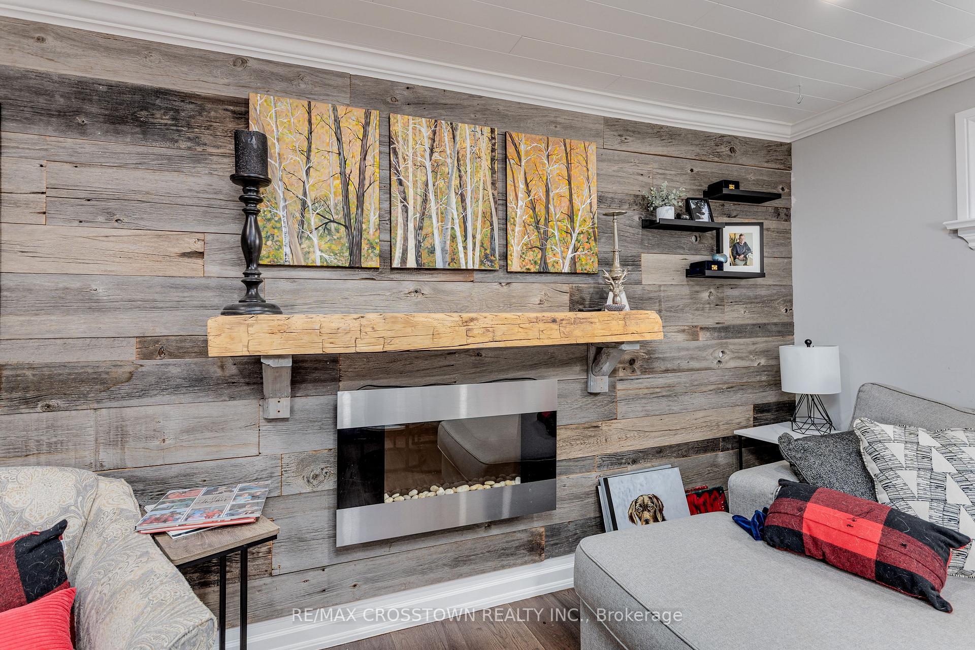 Photo 8 of 75 Gunn Street, Barrie, Wellington — HOMEH