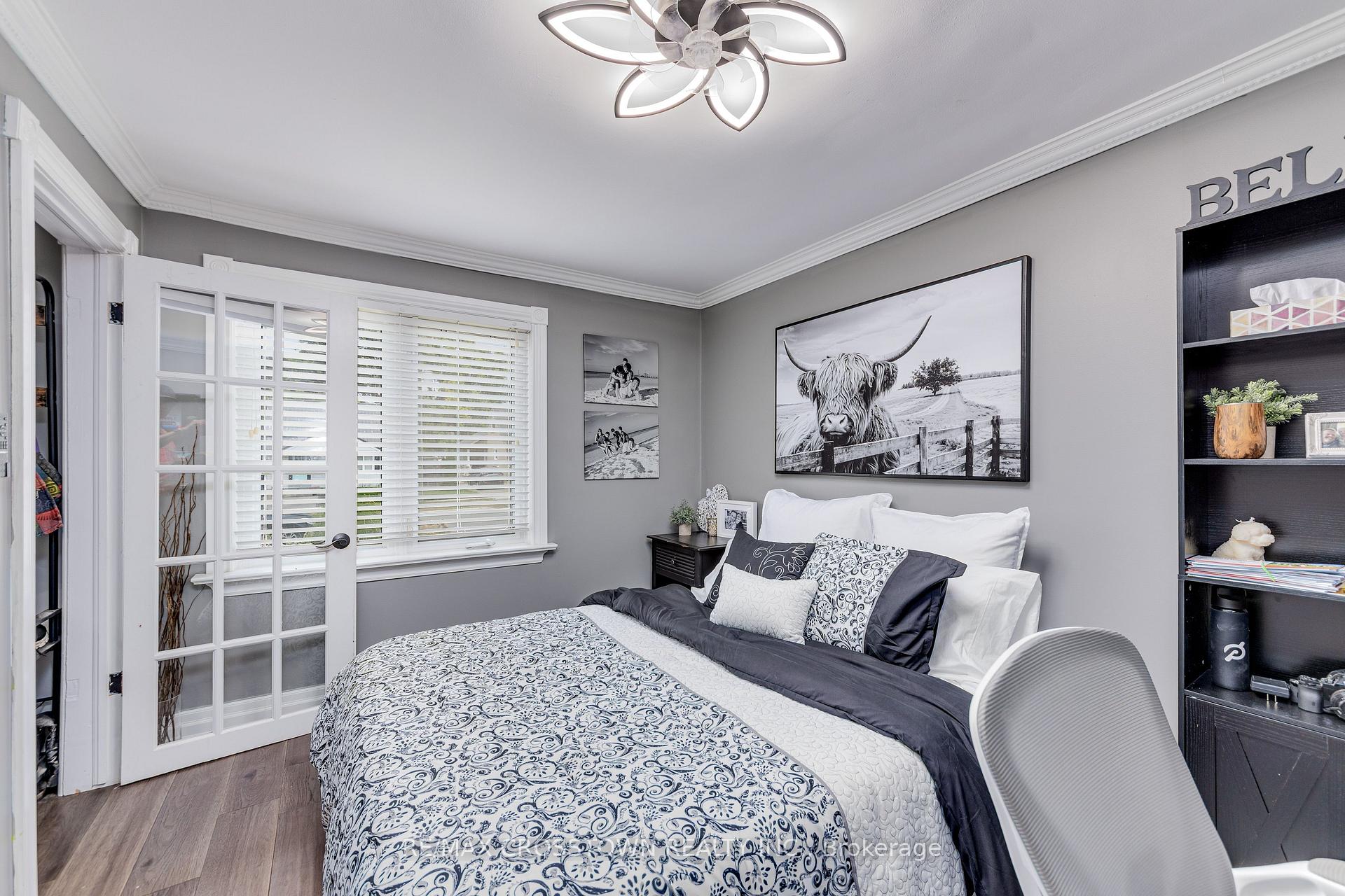 Photo 9 of 75 Gunn Street, Barrie, Wellington — HOMEH