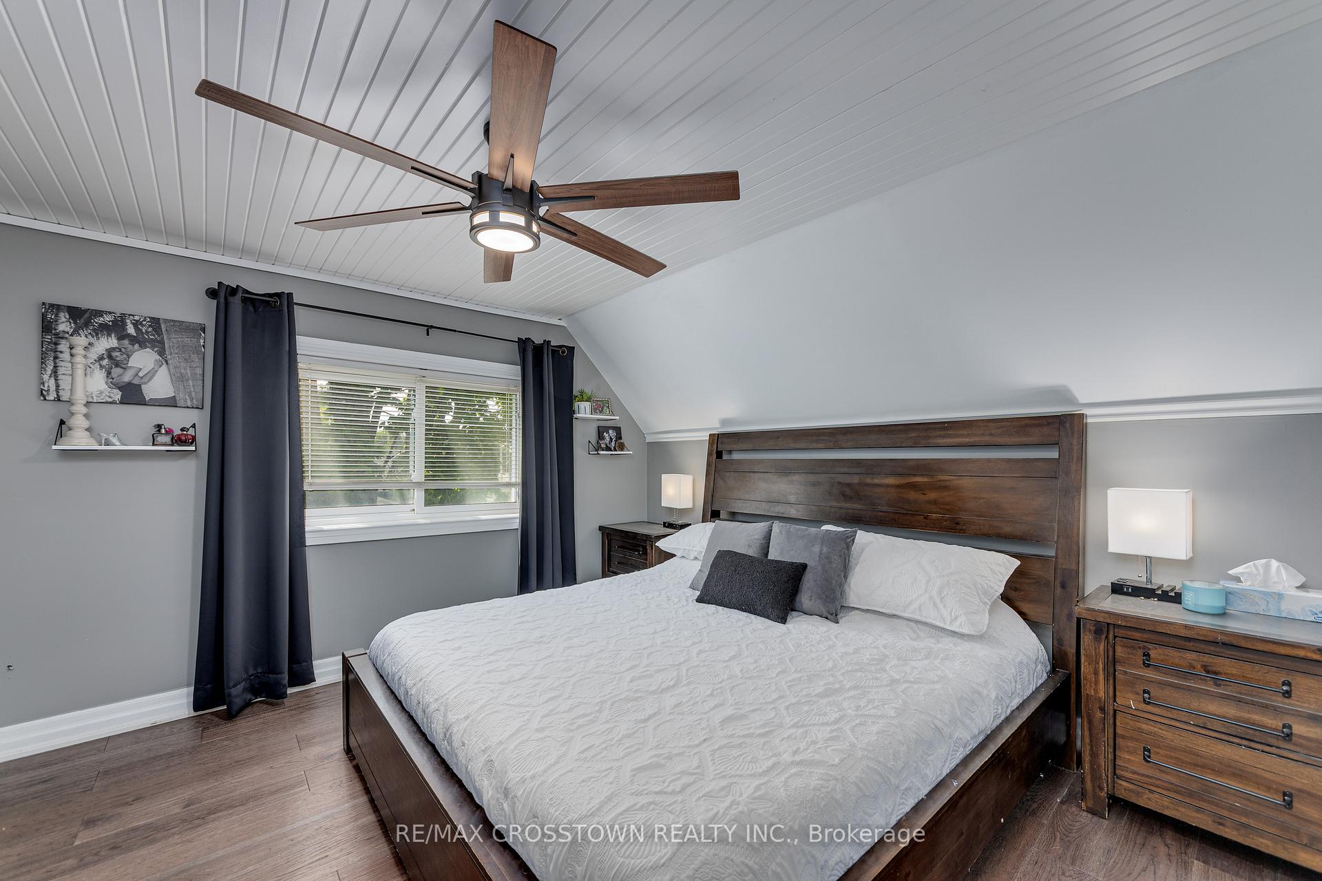 Photo 23 of 75 Gunn Street, Barrie, Wellington — HOMEH