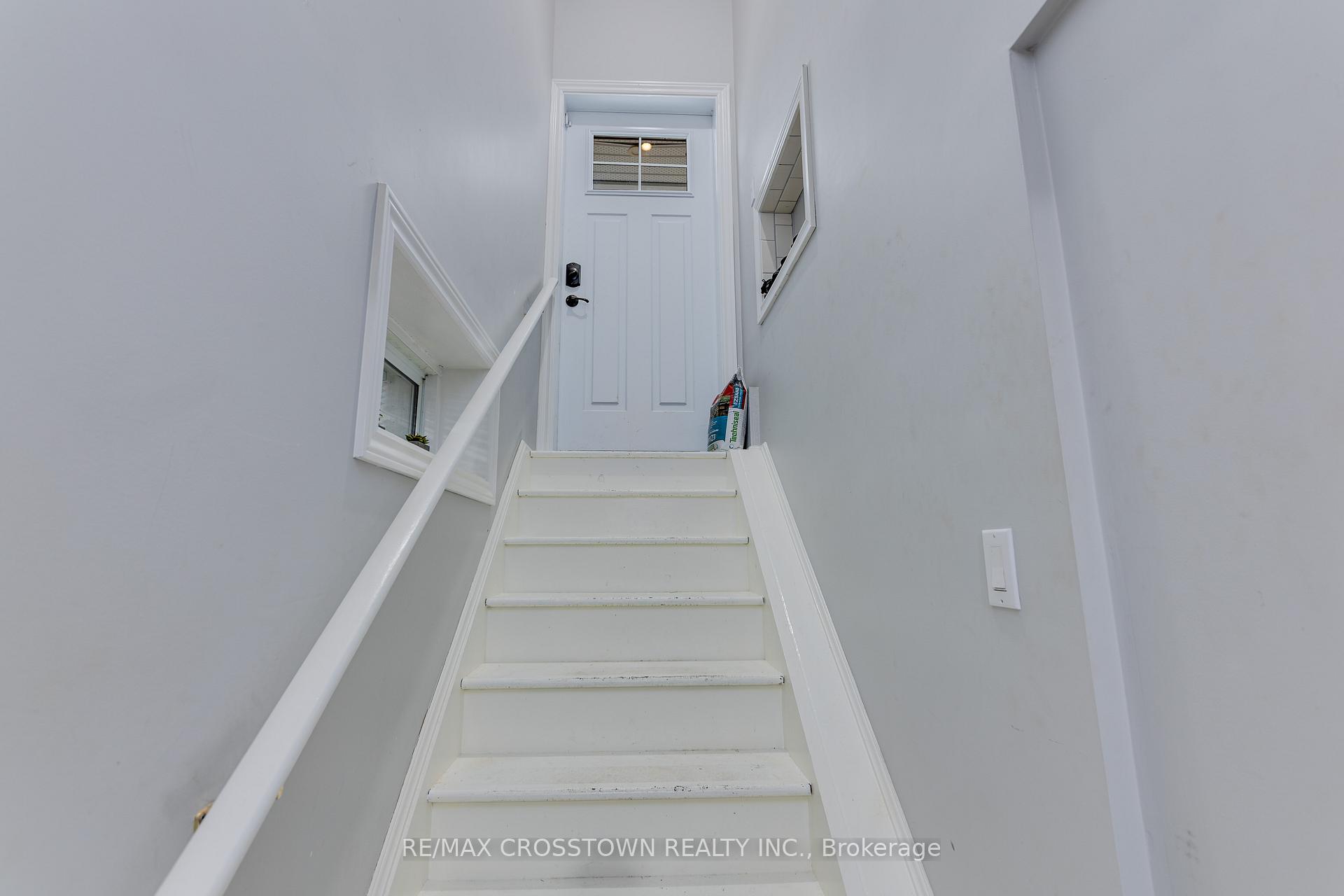 Photo 28 of 75 Gunn Street, Barrie, Wellington — HOMEH
