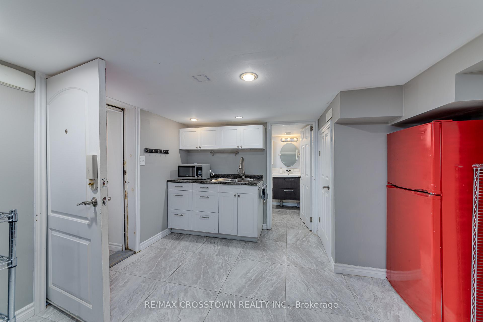 Photo 30 of 75 Gunn Street, Barrie, Wellington — HOMEH