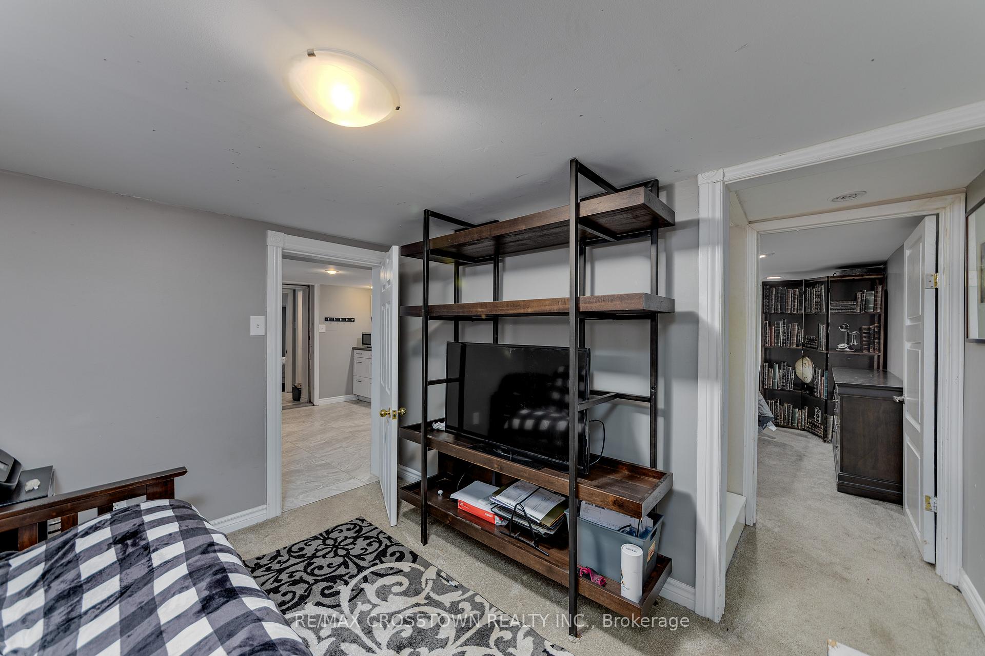 Photo 34 of 75 Gunn Street, Barrie, Wellington — HOMEH
