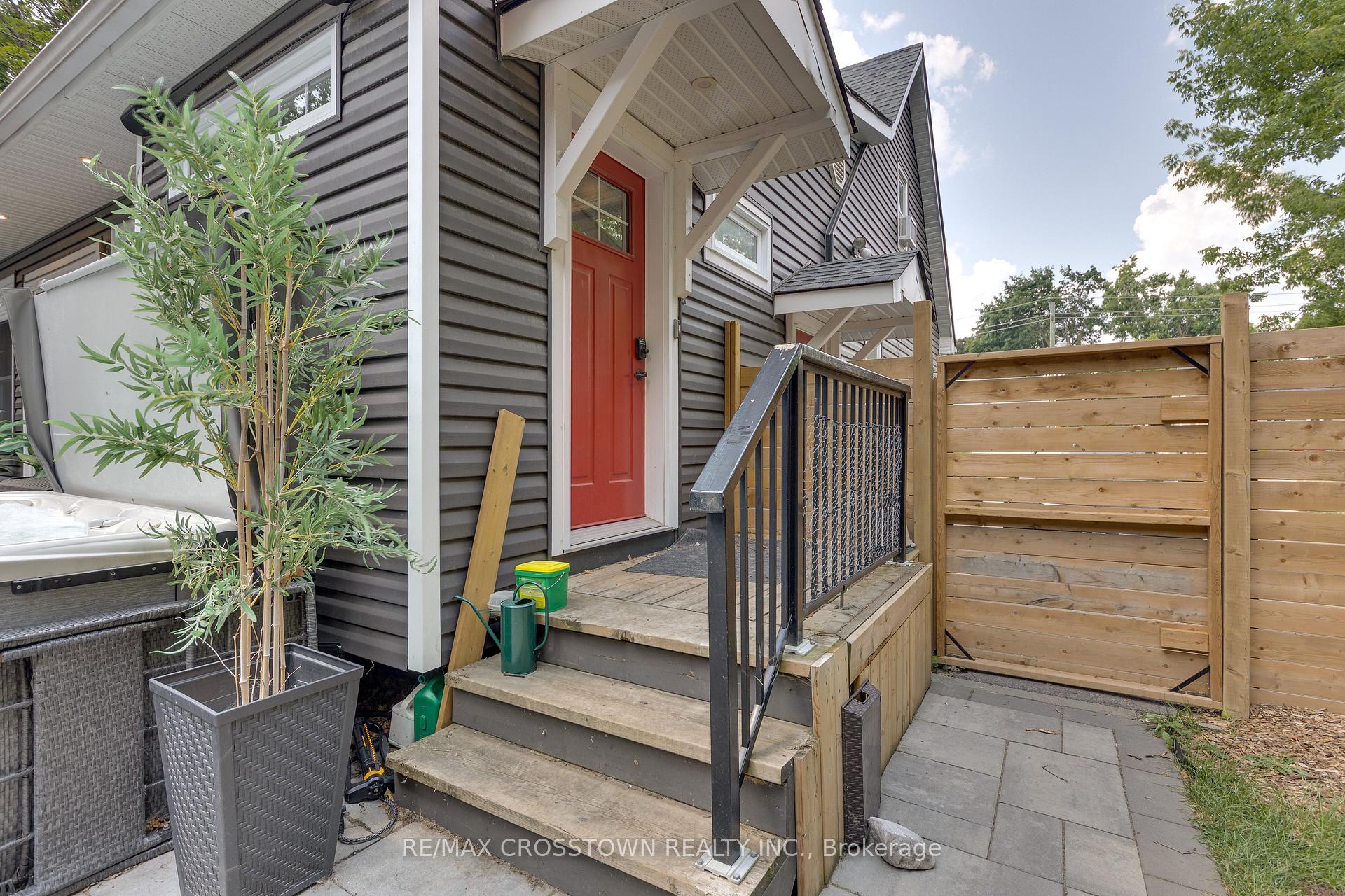 Photo 40 of 75 Gunn Street, Barrie, Wellington — HOMEH