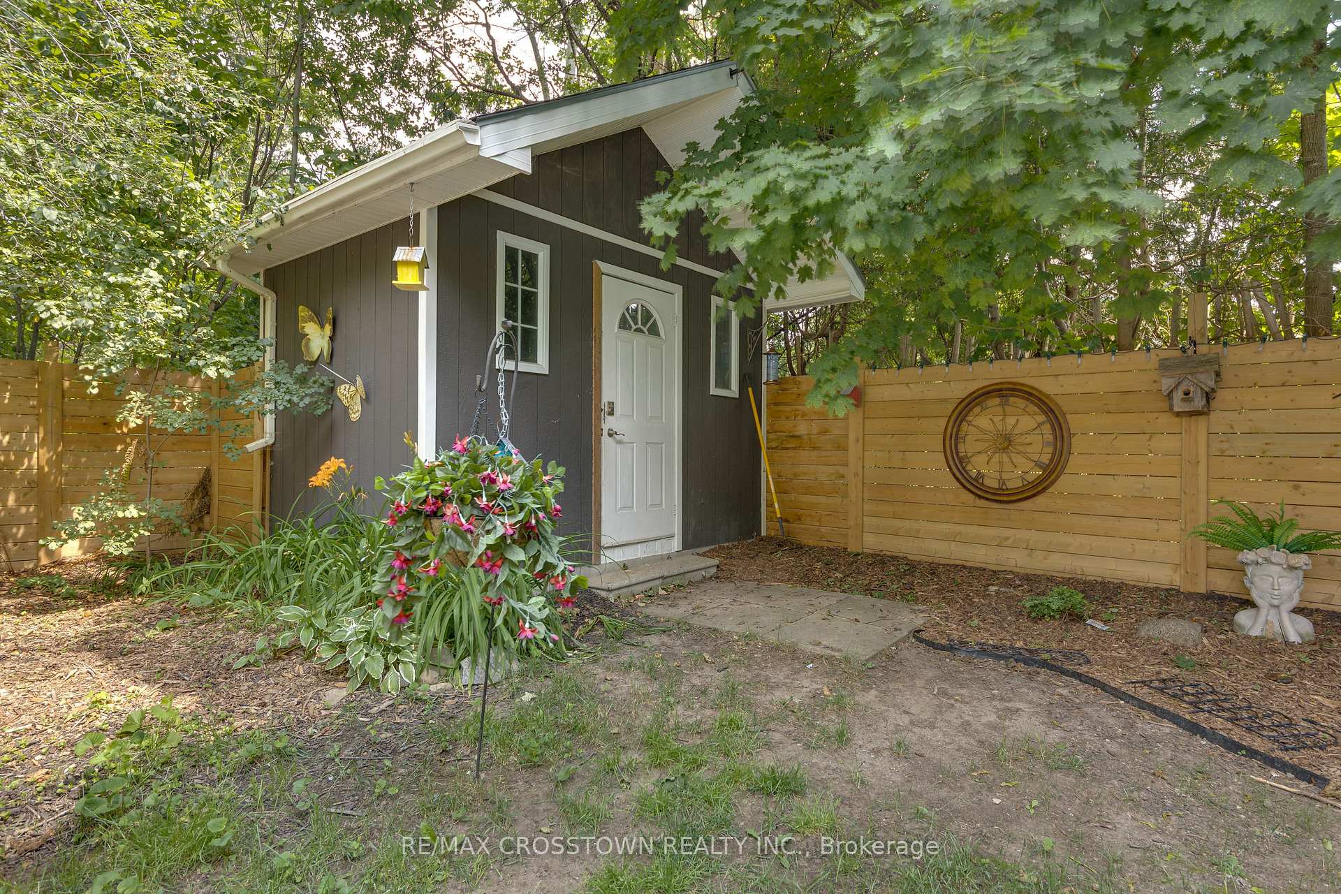 Photo 42 of 75 Gunn Street, Barrie, Wellington — HOMEH