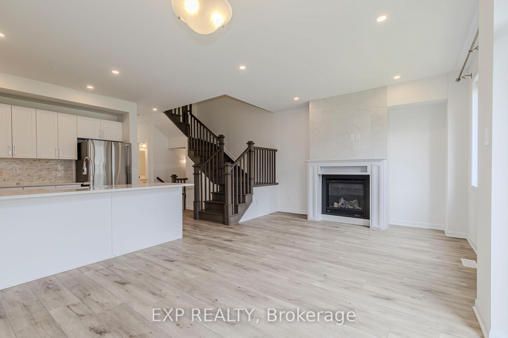 Photo 8 of 727 Cashmere Terrace, Ottawa, Barrhaven - Heritage Park — HOMEH