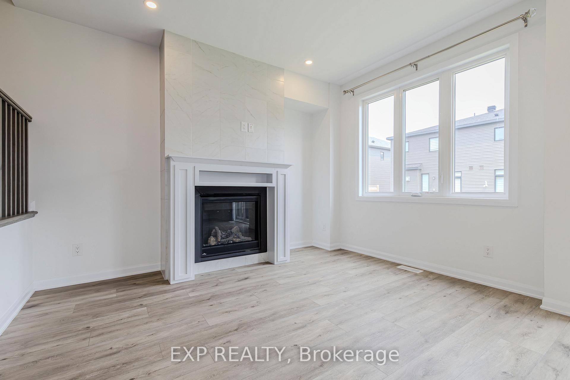 Photo 12 of 727 Cashmere Terrace, Ottawa, Barrhaven - Heritage Park — HOMEH