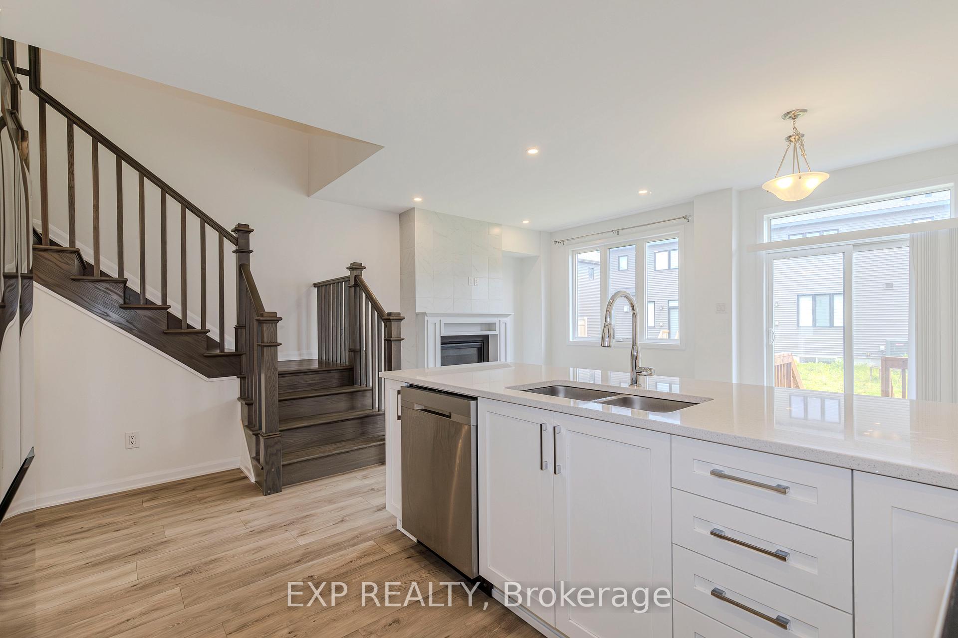 Photo 16 of 727 Cashmere Terrace, Ottawa, Barrhaven - Heritage Park — HOMEH