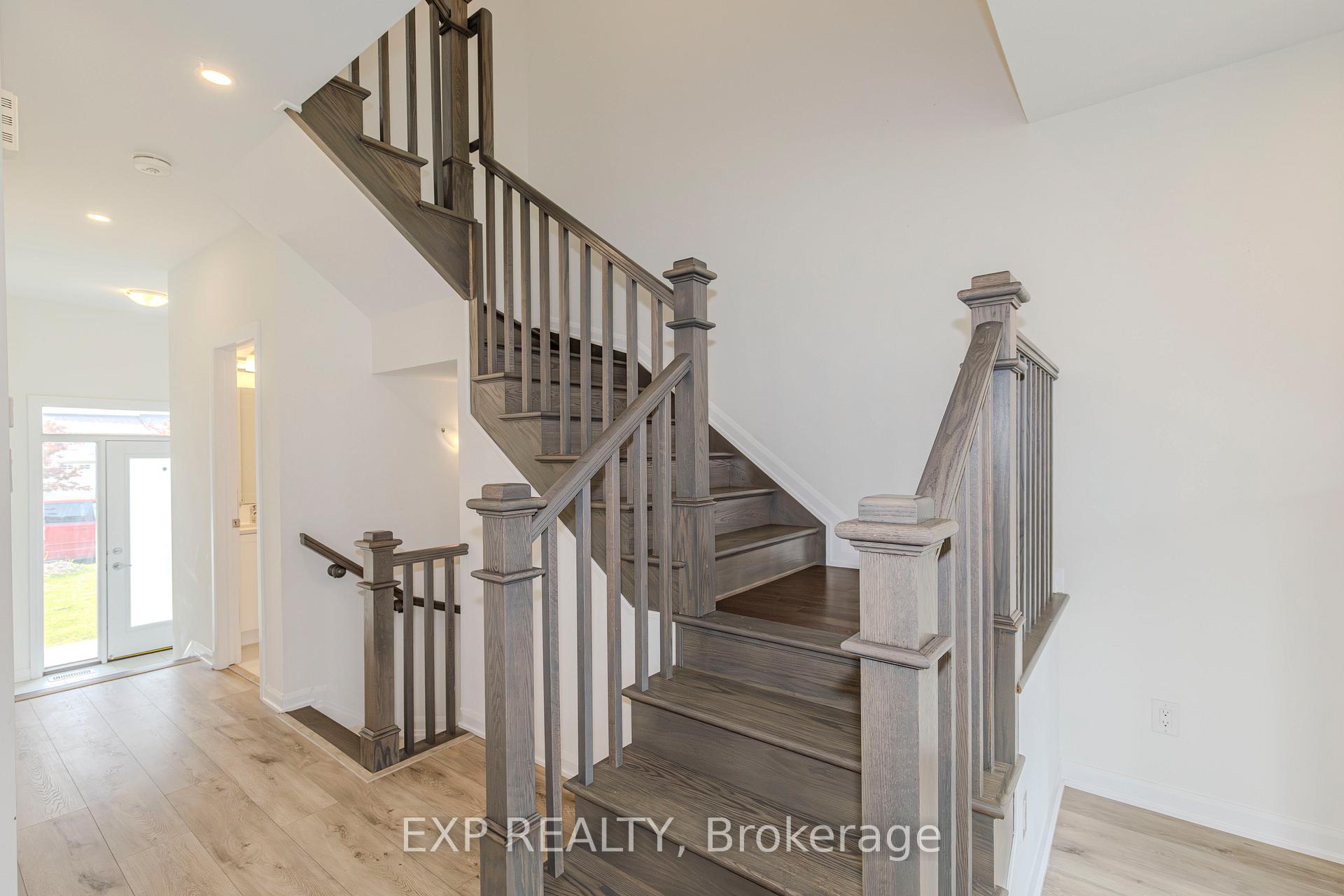 Photo 17 of 727 Cashmere Terrace, Ottawa, Barrhaven - Heritage Park — HOMEH