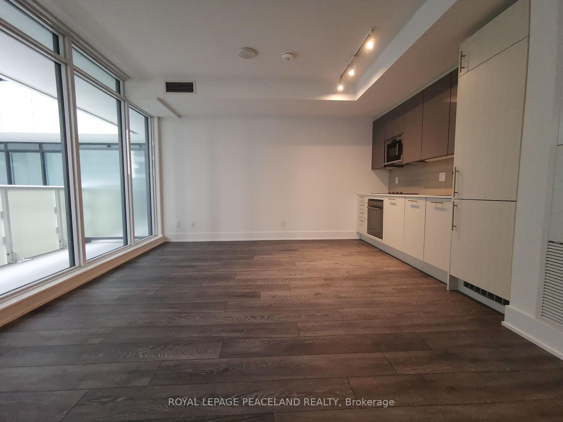 Photo 3 of Unit 401, 403 Church Street, Toronto, Church-Yonge Corridor — HOMEH