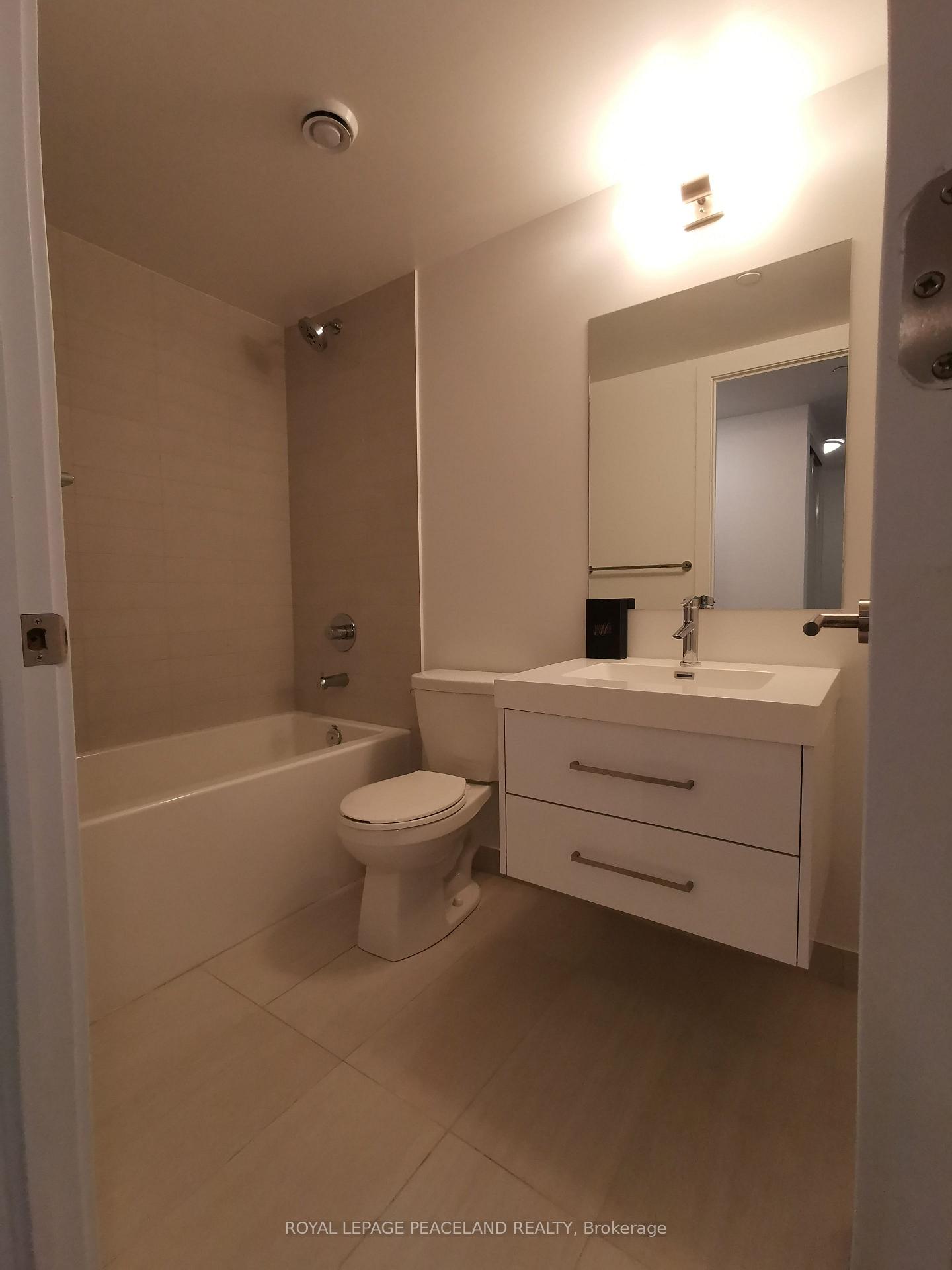 Photo 8 of Unit 401, 403 Church Street, Toronto, Church-Yonge Corridor — HOMEH
