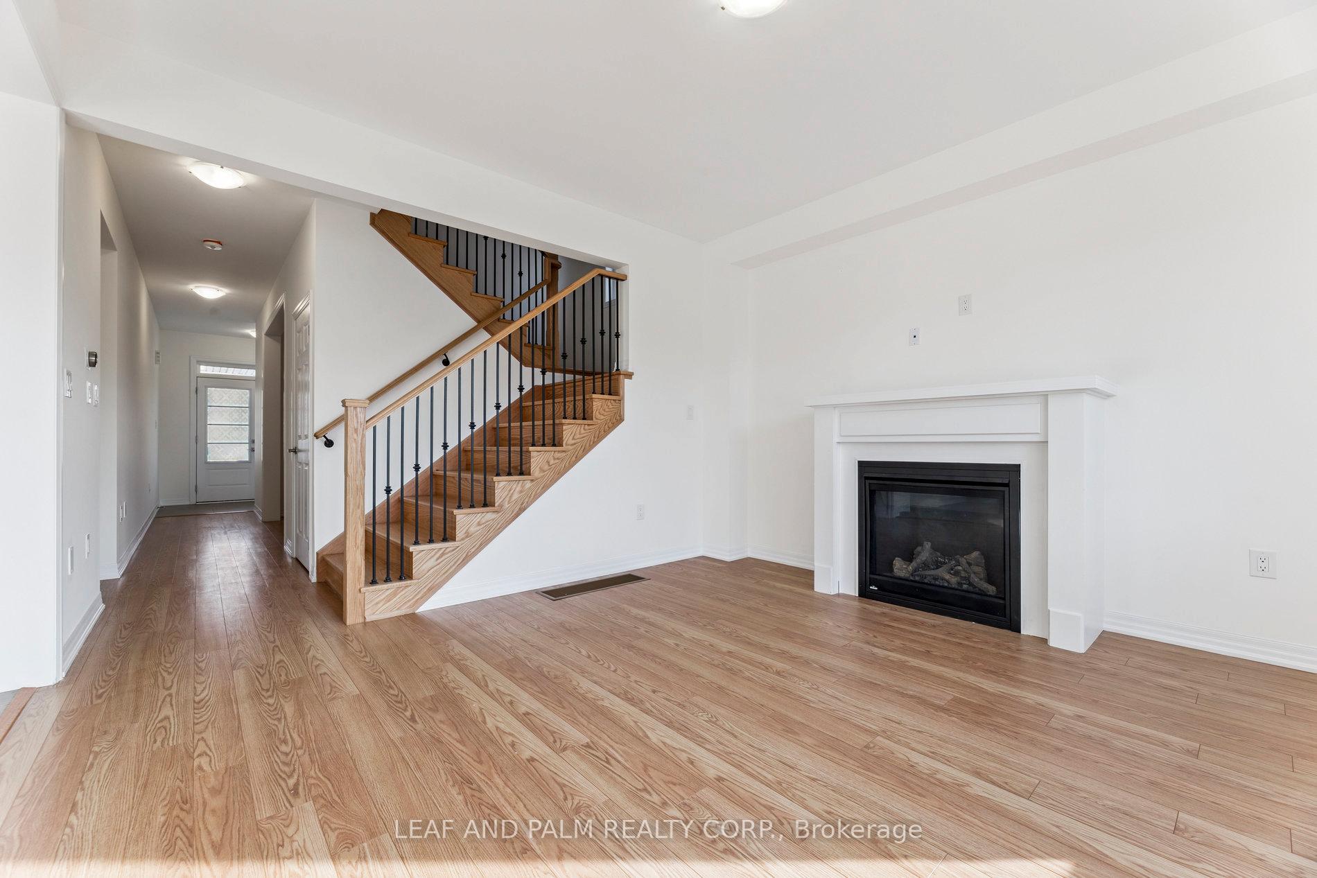 Photo 3 of 35 Ed Ewert Avenue, Clarington, Newcastle — HOMEH