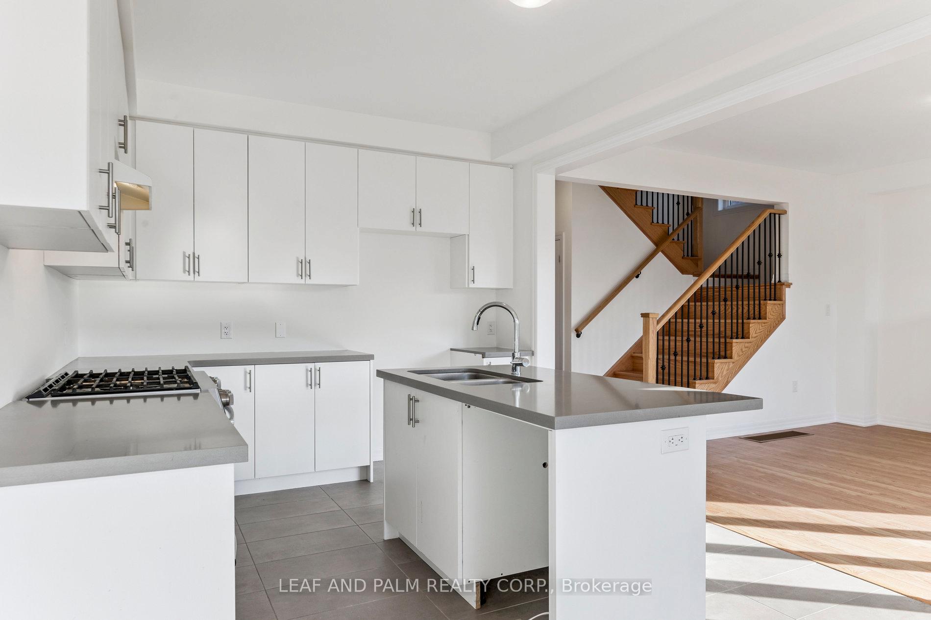 Photo 14 of 35 Ed Ewert Avenue, Clarington, Newcastle — HOMEH