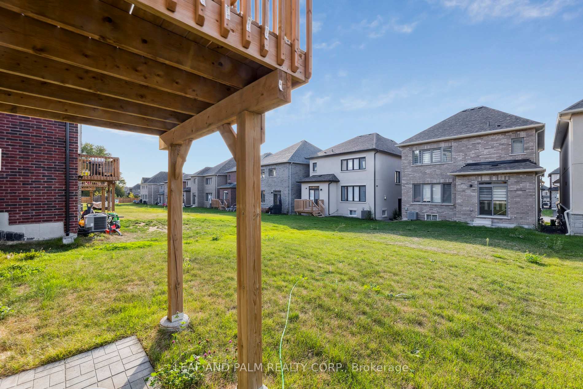 Photo 33 of 35 Ed Ewert Avenue, Clarington, Newcastle — HOMEH