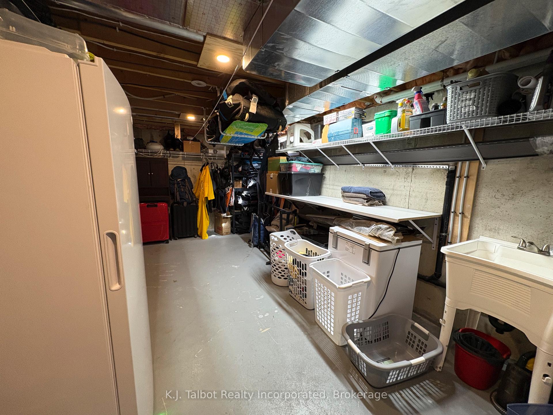 Photo 25 of 325 Krohmer Drive, Goderich, Goderich (Town) — HOMEH