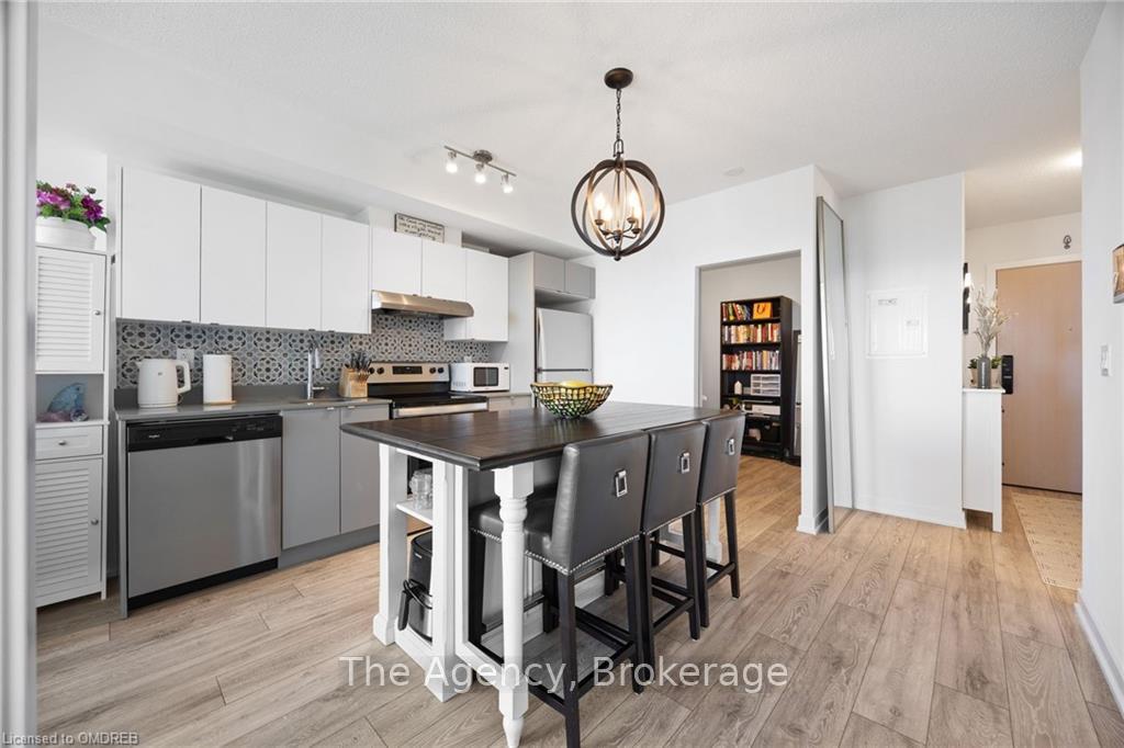 Photo 29 of Unit A603, 3210 Dakota, Burlington, Alton — HOMEH